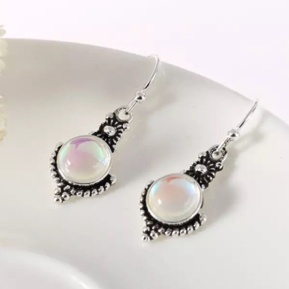 MOONSTONE DROP EARRINGS - Picture 2 of 4